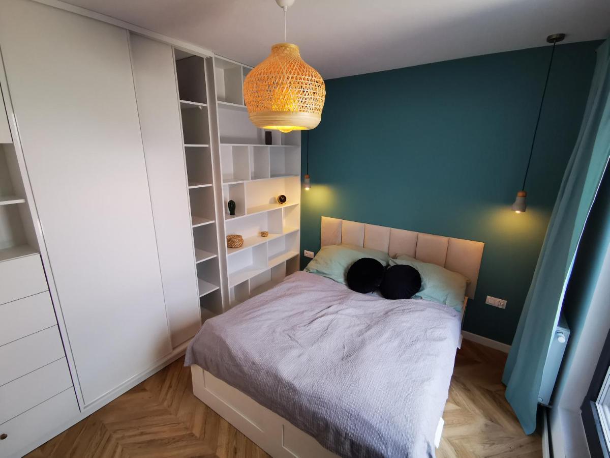 Apartment Trident Iii *